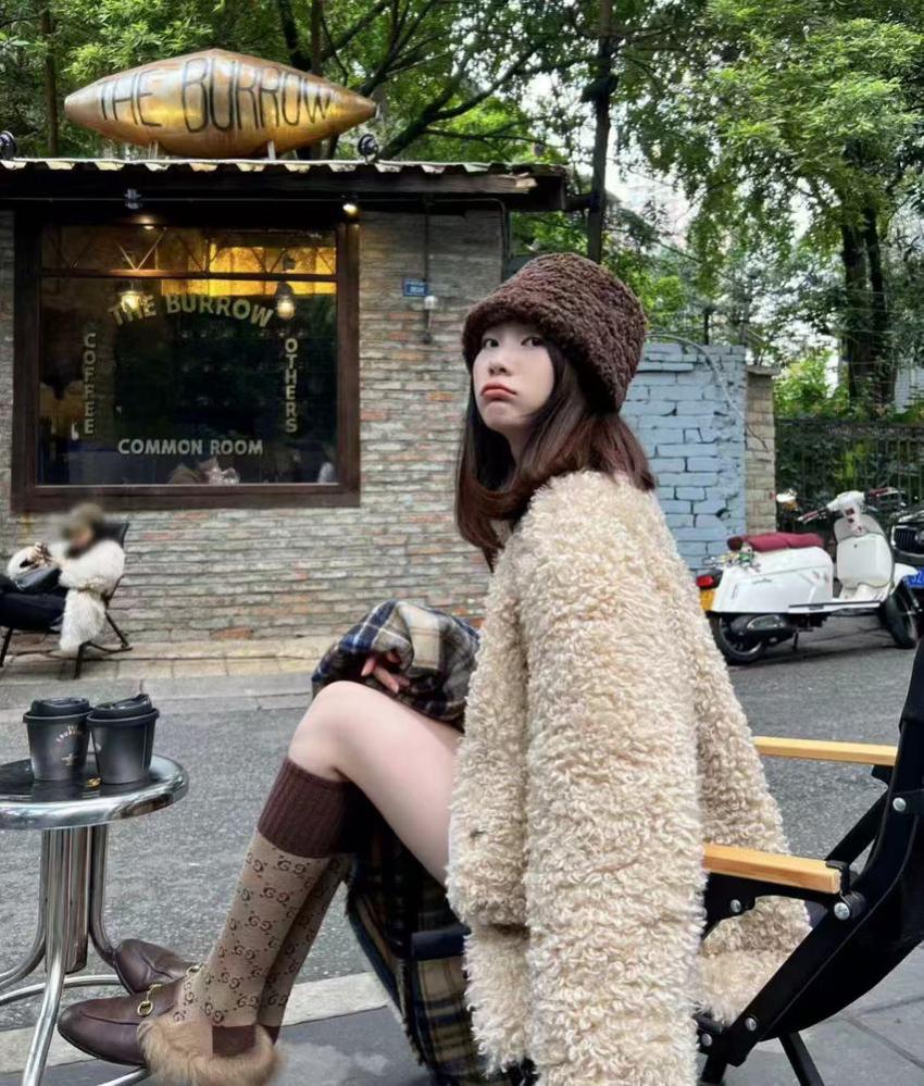 冬日羊羔毛穿搭来袭